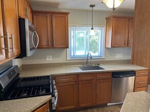 396 Durfee St in Fall River, MA - Building Photo - Building Photo