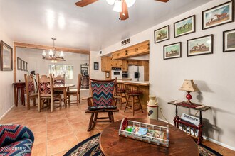 6419 E Cactus Rd in Scottsdale, AZ - Building Photo - Building Photo