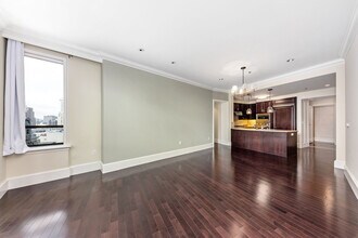 690 Market St in San Francisco, CA - Building Photo - Building Photo