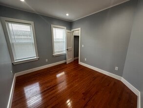 832 Montello St in Brockton, MA - Building Photo - Building Photo