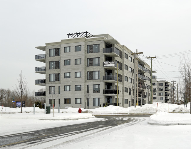 Esprit Condos in Laval, QC - Building Photo - Building Photo