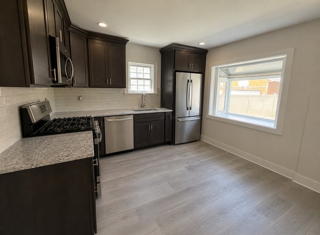 8520 Munson Ave in Niagara Falls, NY - Building Photo - Building Photo