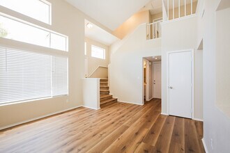 1575 Bent Arrow Dr in North Las Vegas, NV - Building Photo - Building Photo