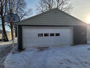 505 Main St in Courtland, MN - Foto de edificio - Building Photo