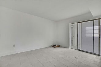 5242 Opal Ln in New Port Richey, FL - Building Photo - Building Photo