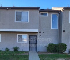 1910 Grande Cir in Fairfield, CA - Building Photo