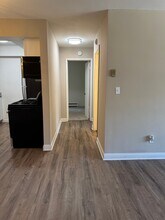 2260 N Summit Ave, Unit 105 in Milwaukee, WI - Foto de edificio - Building Photo