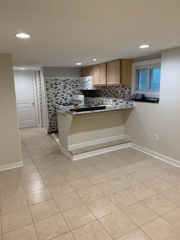 property at 5631 N Parkside Ave