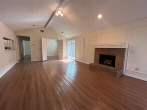 11822 Garden Terrace Dr in Dallas, TX - Building Photo - Building Photo
