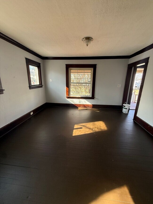 4719 E 94th St in Garfield Heights, OH - Building Photo - Building Photo