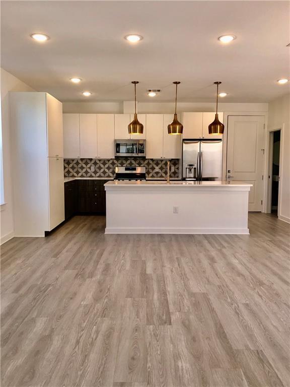 2624 Metcalfe Rd in Austin, TX - Building Photo - Building Photo