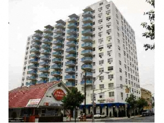 Landmark Towers in Atlantic City, NJ - Building Photo