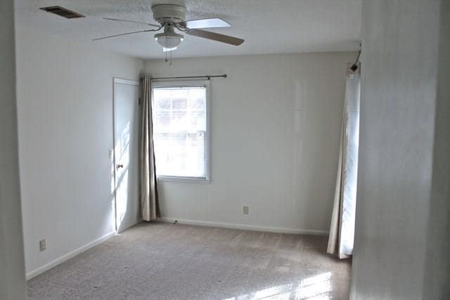 109 Belle Point Pkwy in Brunswick, GA - Foto de edificio - Building Photo