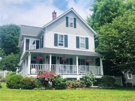 12 Roton Ave in Norwalk, CT - Building Photo