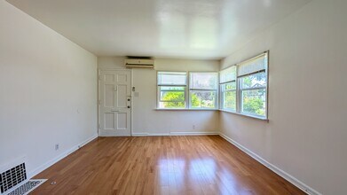 129 Genoa St, Unit A in Arcadia, CA - Building Photo - Building Photo