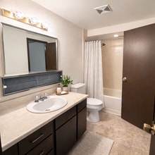 2121 E Upriver Dr in Spokane, WA - Building Photo - Building Photo