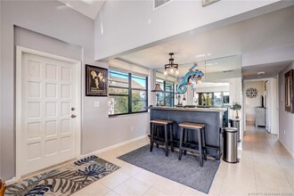 310 Golfview Cir in Stuart, FL - Foto de edificio - Building Photo