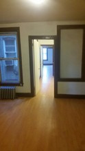 52-29 Skillman Ave in Woodside, NY - Foto de edificio - Interior Photo