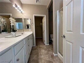 10973 Sardinia Sands Dr in Las Vegas, NV - Building Photo - Building Photo