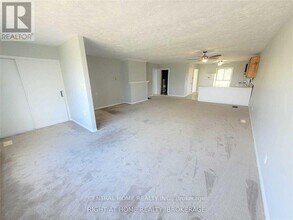 255 Bayview Ave in Georgina, ON - Building Photo - Building Photo