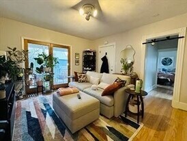 43 Lincoln St, Unit 1 in Cambridge, MA - Building Photo