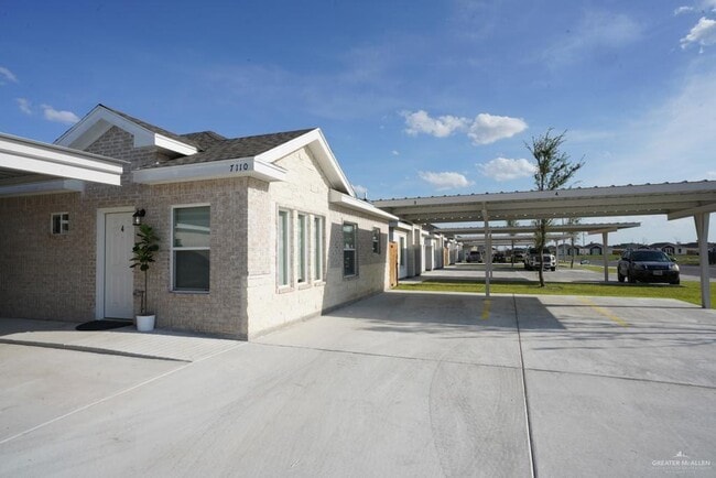 property at 7111 N 59th Ln