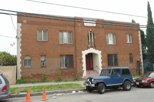 4532 Willow Brook Ave in Los Angeles, CA - Foto de edificio - Building Photo