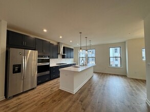 20972 Bluebird Sq in Countryside, VA - Building Photo - Building Photo