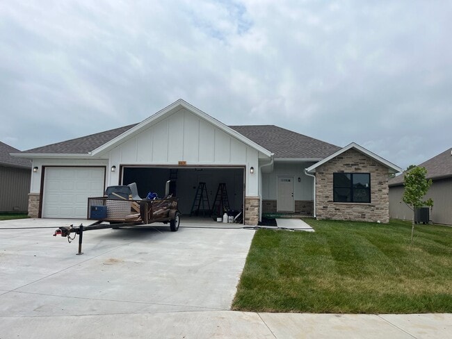 property at 663 N Montego St