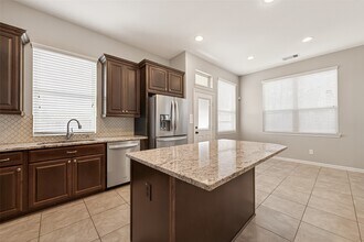 134 Mimosa Silk Ct in Montgomery, TX - Building Photo - Building Photo