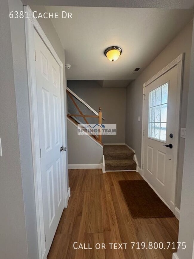 6381 Cache Dr in Colorado Springs, CO - Building Photo - Building Photo