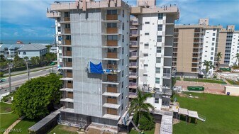 5800 Bonita Beach Rd SW in Bonita Springs, FL - Building Photo