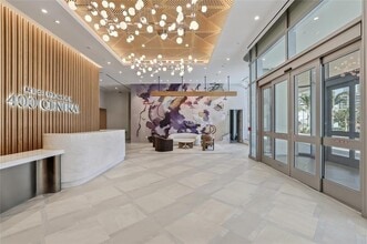 400 Central Ave in St. Petersburg, FL - Building Photo - Building Photo