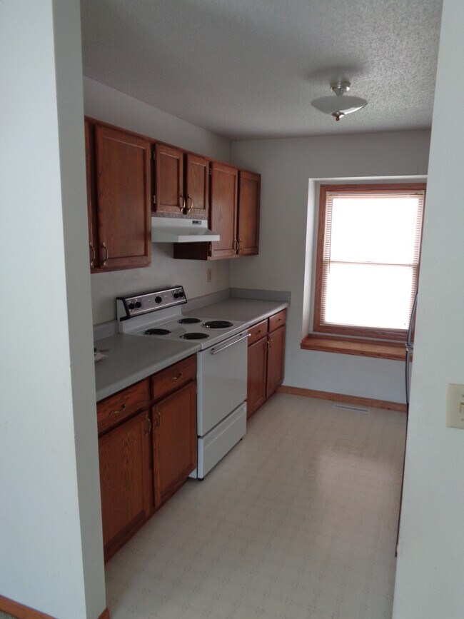 2205 Oakleaf St photo'