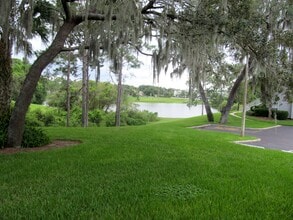 2565 Grassy Point Dr, Unit Lake View #205 in Lake Mary, FL - Building Photo - Building Photo