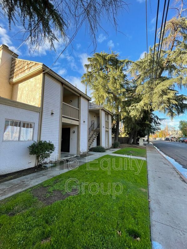 property at 1305 S Court St