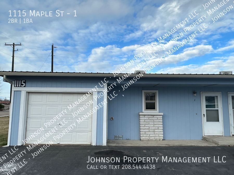 1115 Maple St in Nampa, ID - Building Photo