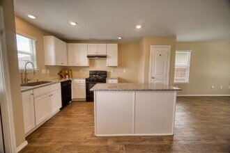 3447 Stoney Bayou in San Antonio, TX - Building Photo - Building Photo