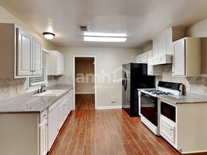 2011 Aldbury Ln in Woodstock, GA - Building Photo - Building Photo