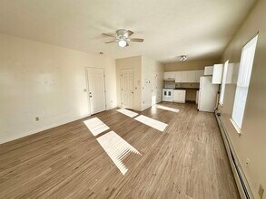 96 Palm St in Nashua, NH - Building Photo - Building Photo