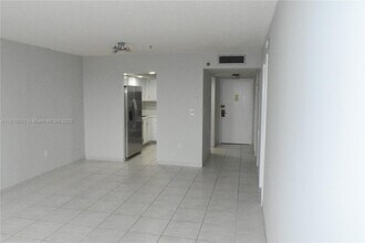 1300 St Charles Pl in Pembroke Pines, FL - Building Photo - Building Photo