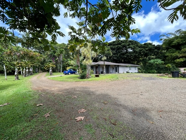1750 Ahiahi Rd, Unit B in Kapaa, HI - Foto de edificio - Building Photo
