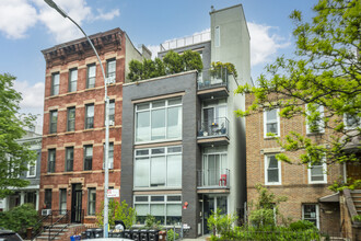 353 13Th Street in Brooklyn, NY - Building Photo - Building Photo