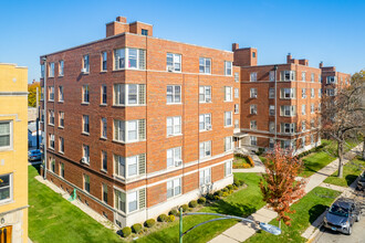 Lincoln Square in Chicago, IL - Building Photo - Primary Photo