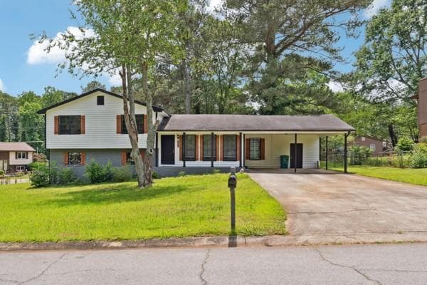 property at 2149 Indian Hill Rd