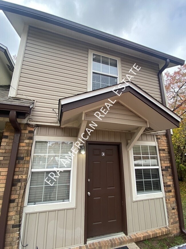 144 Alabama Ave NW