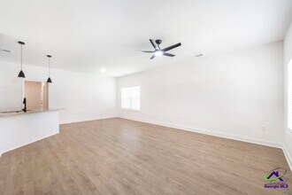 2141 GA-127 in Perry, GA - Building Photo - Building Photo