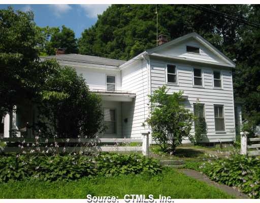 267 Rockwell St in Winchester, CT - Building Photo - Building Photo