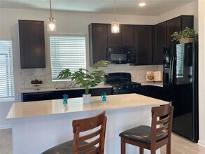 314 Ashby Dr in Hutto, TX - Building Photo - Building Photo