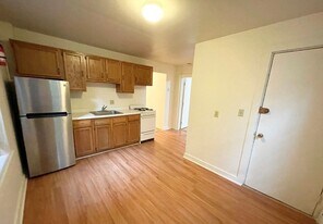 1574 Tremont St in Boston, MA - Building Photo